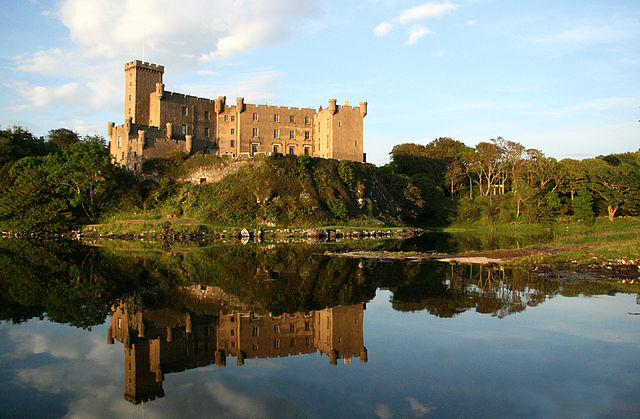 Dunvegan_Castle_&_Gardens